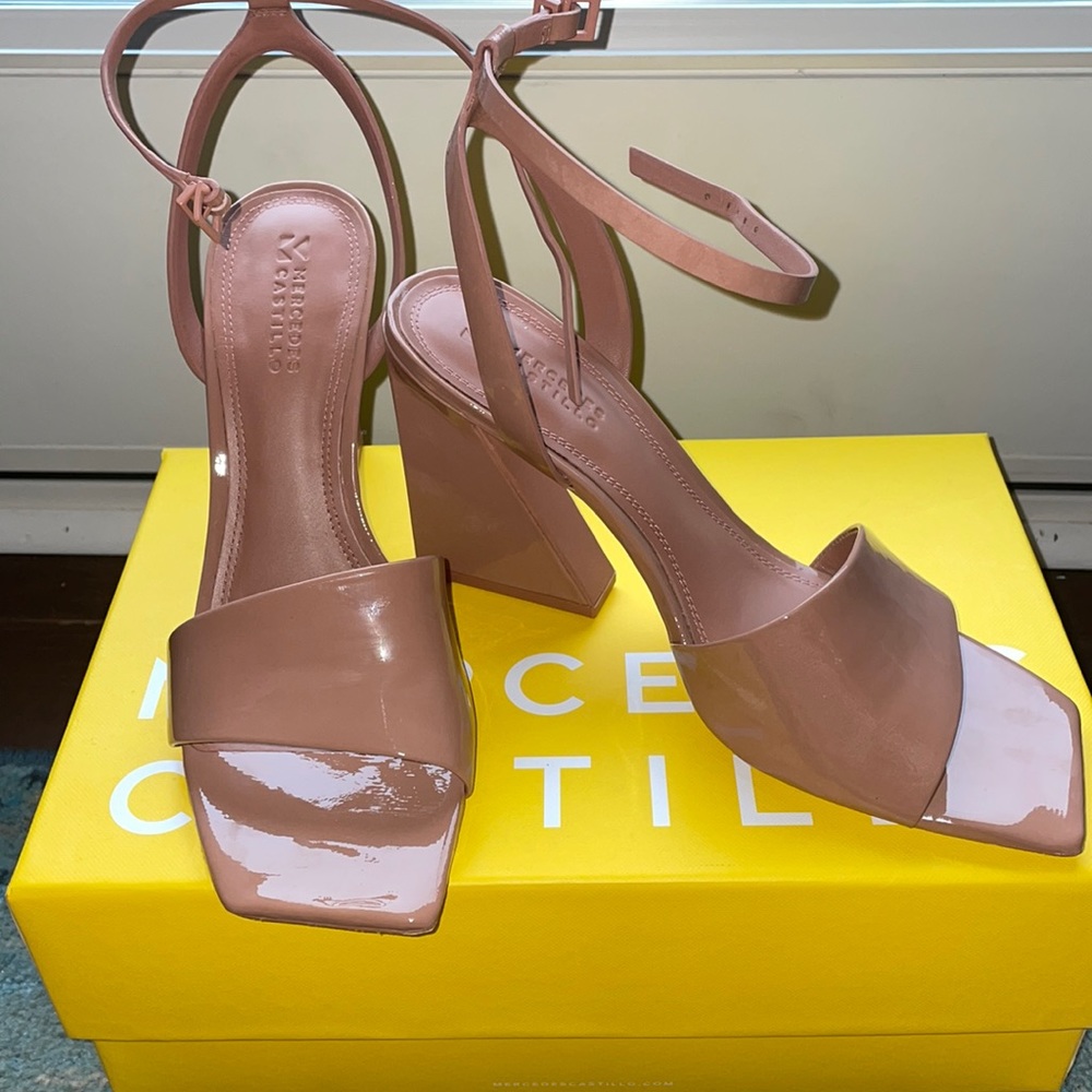 MERCEDES CASTILLO HEELS